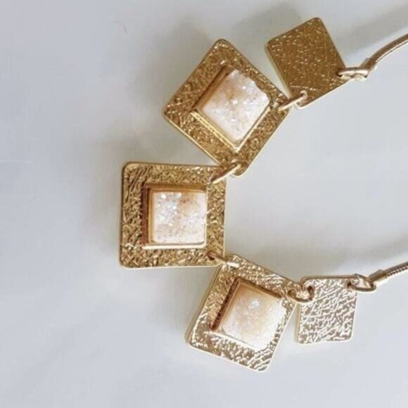 Hammered Gold Necklace Squares raw stone inset New with Tags - Picture 8 of 15